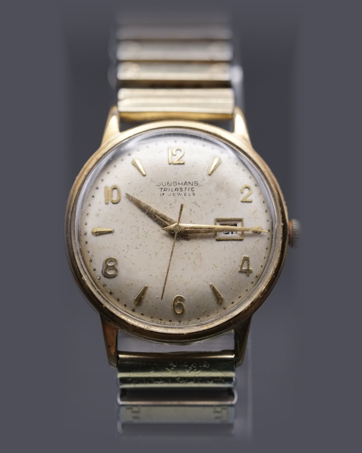 Junghans Trilastic, 1950s: detail